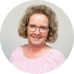 Anke MadertBeisitzerin